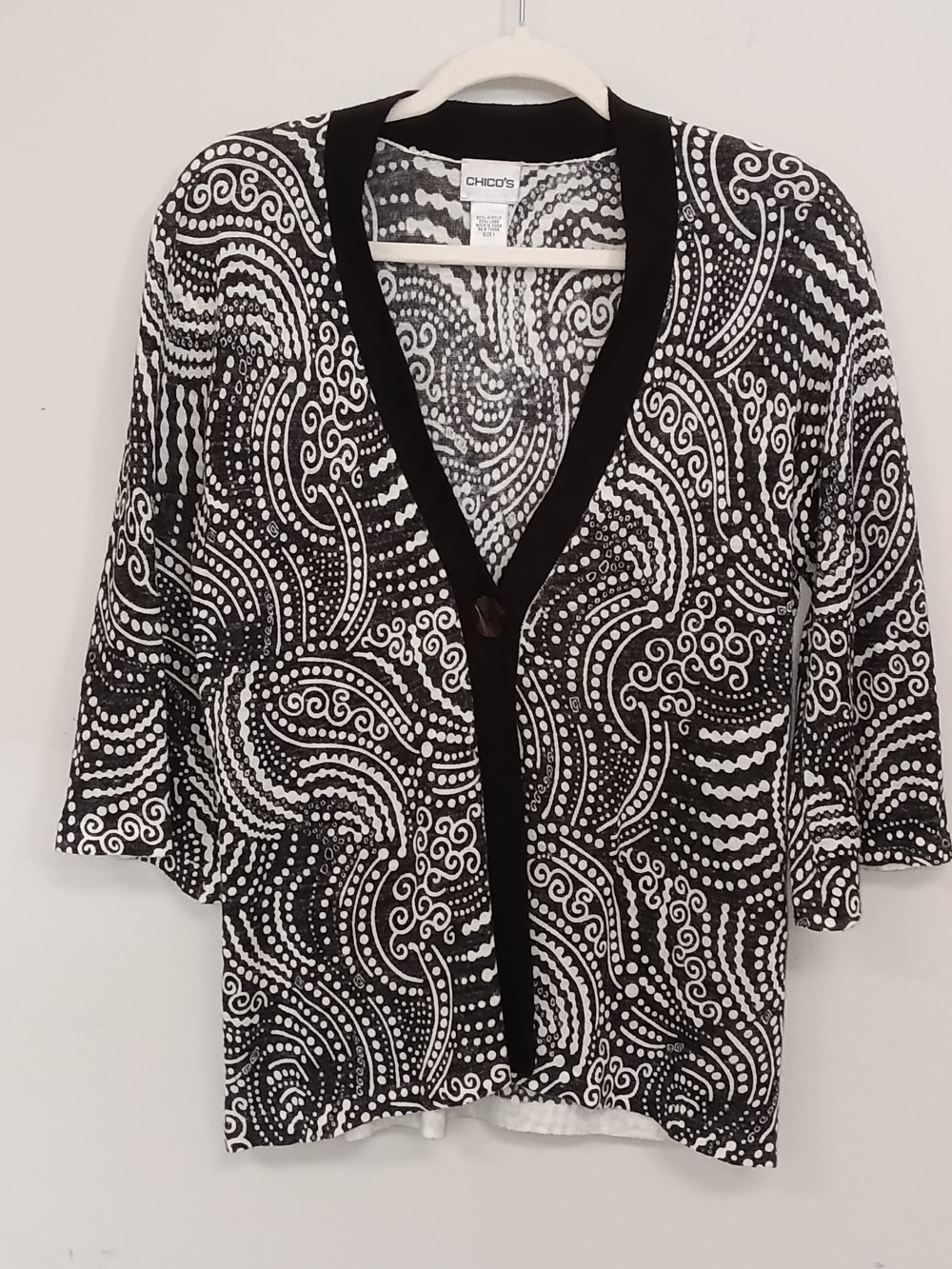 Chico's Linen Blend Black White Patterned One Button Bell Sleeve Cardigan SZ 1